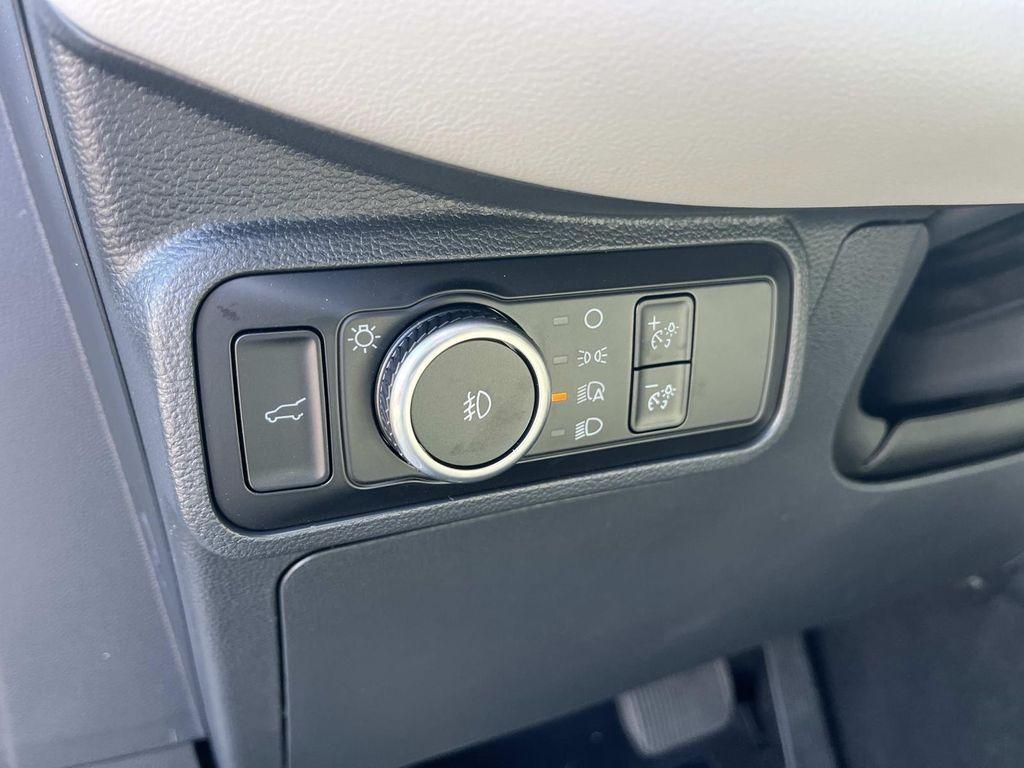 new 2025 Ford Explorer car, priced at $44,692