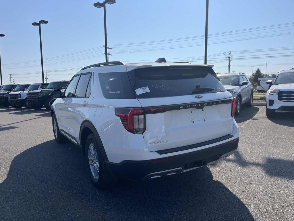 new 2025 Ford Explorer car, priced at $44,692