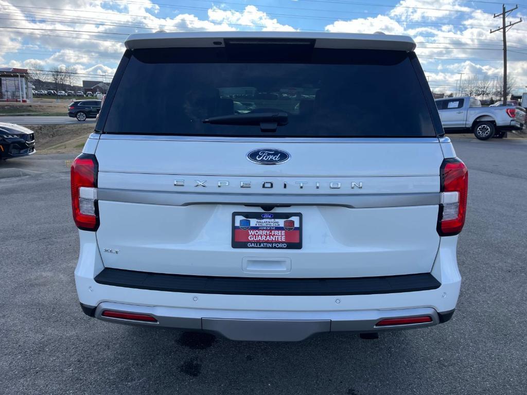 new 2024 Ford Expedition car, priced at $69,875