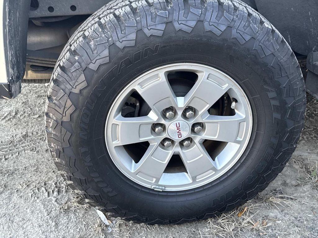 used 2017 GMC Canyon car, priced at $14,444