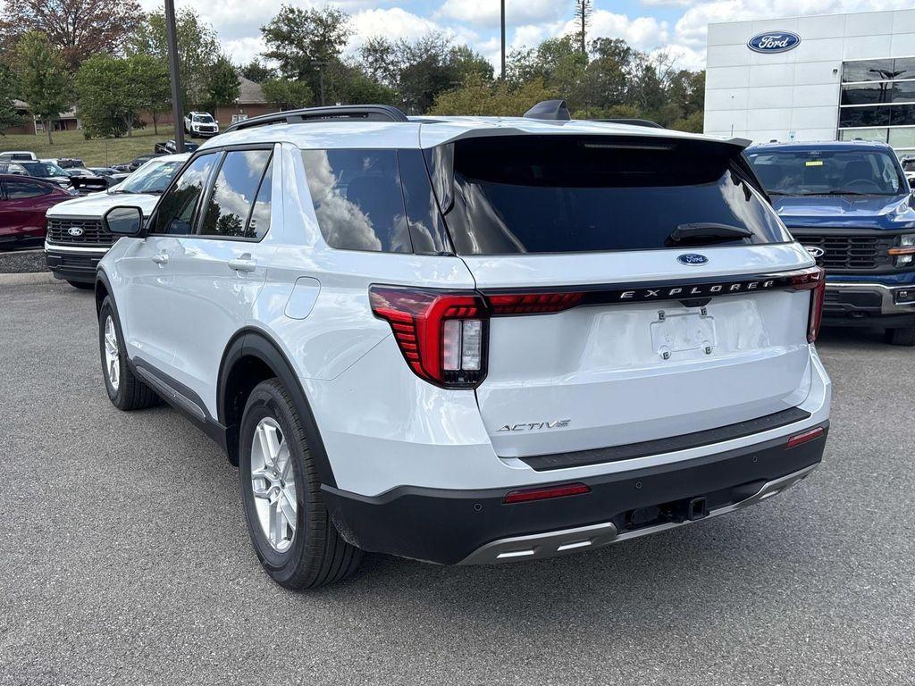 new 2025 Ford Explorer car, priced at $42,444