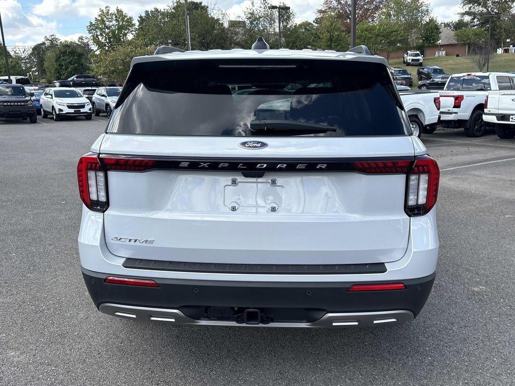 new 2025 Ford Explorer car, priced at $42,444