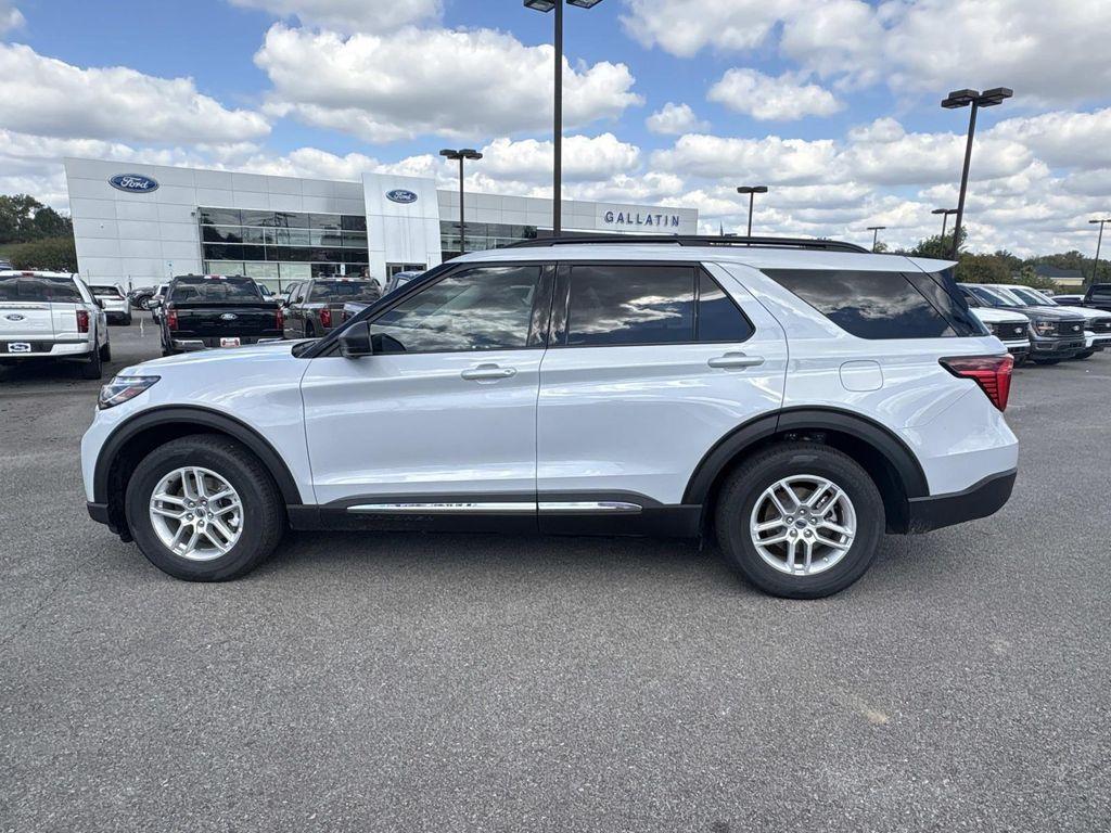 new 2025 Ford Explorer car, priced at $42,444