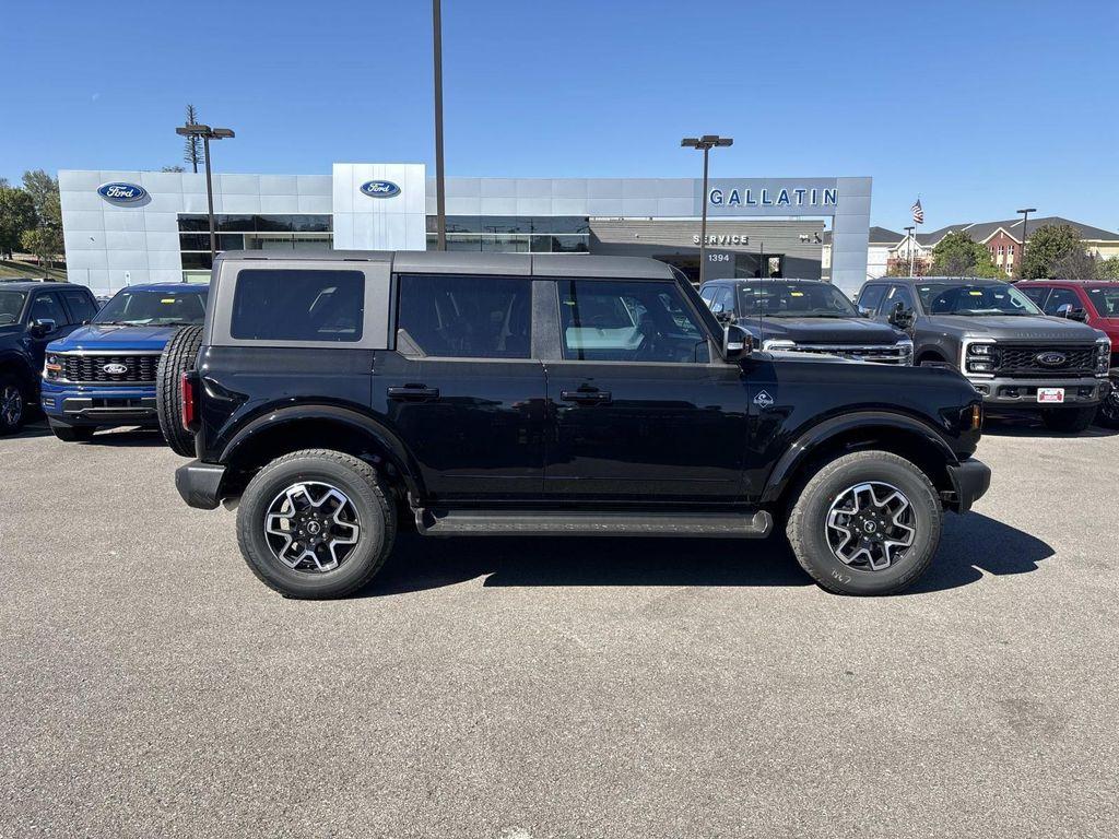 new 2025 Ford Bronco car, priced at $52,811