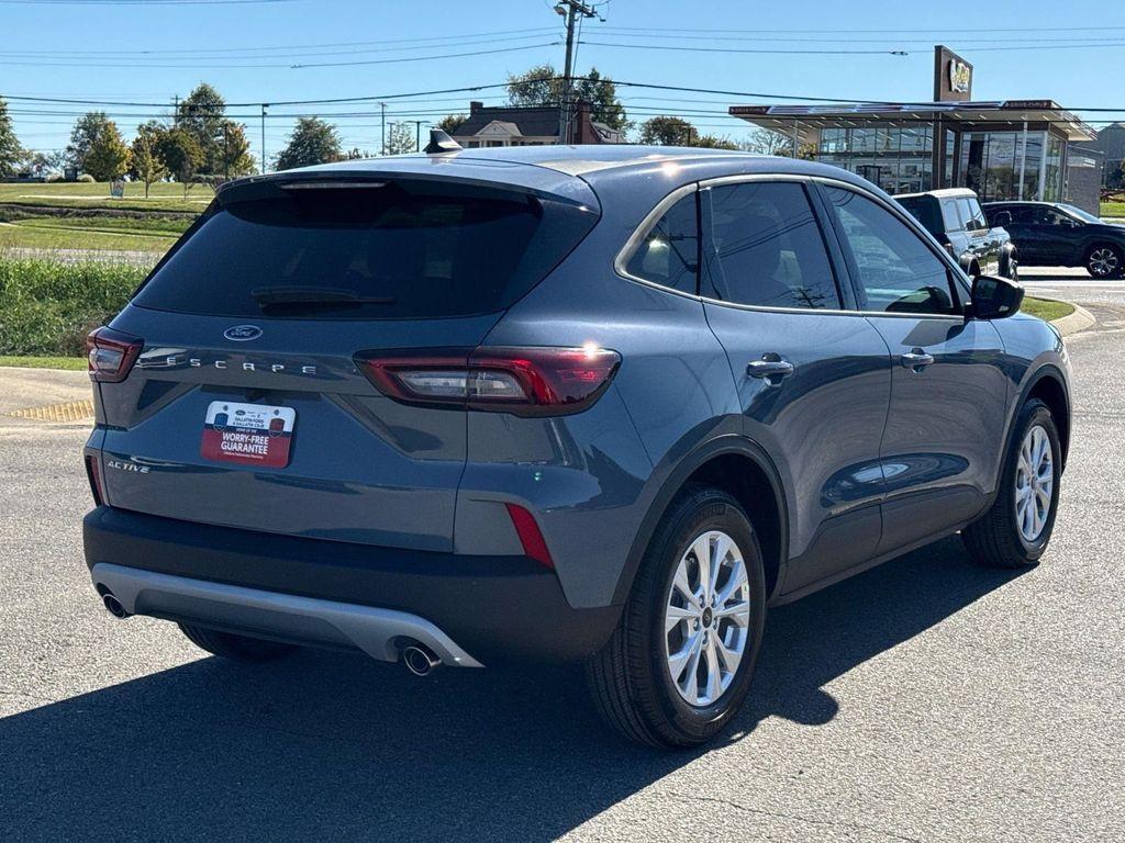 new 2026 Ford Escape car, priced at $30,249