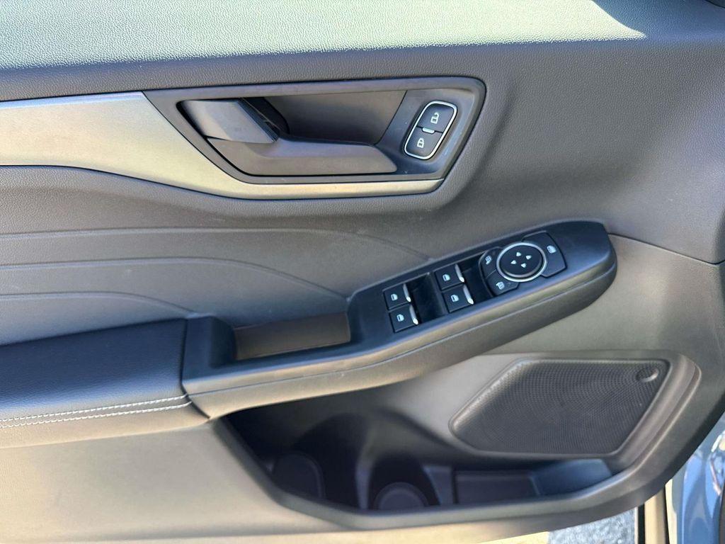 new 2026 Ford Escape car, priced at $30,249