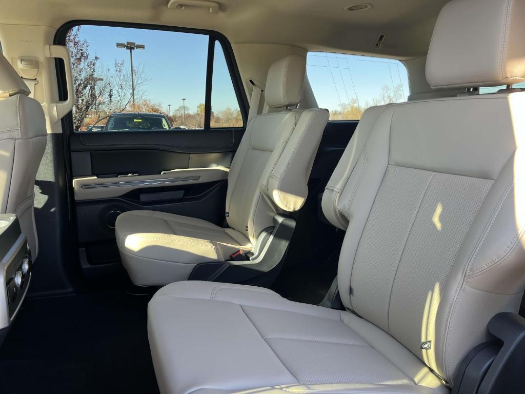 new 2024 Ford Expedition car, priced at $68,625