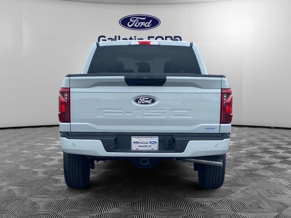 new 2024 Ford F-150 car, priced at $49,915