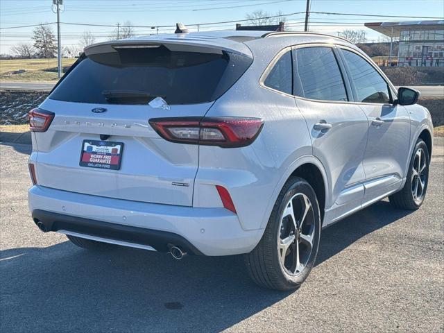 new 2025 Ford Escape car, priced at $39,605