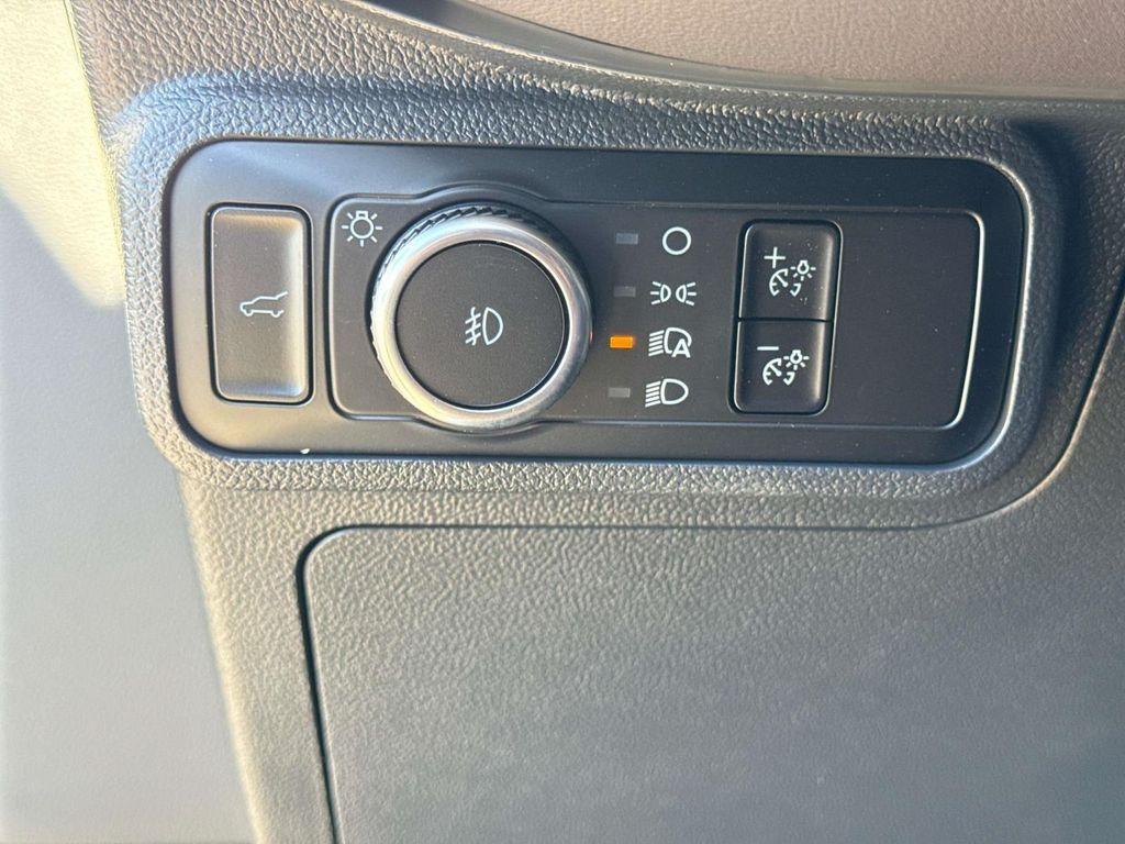 new 2025 Ford Explorer car, priced at $51,870