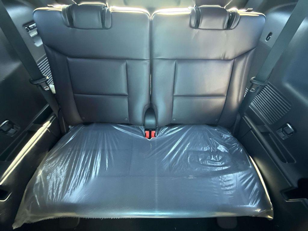 new 2025 Ford Explorer car, priced at $51,870