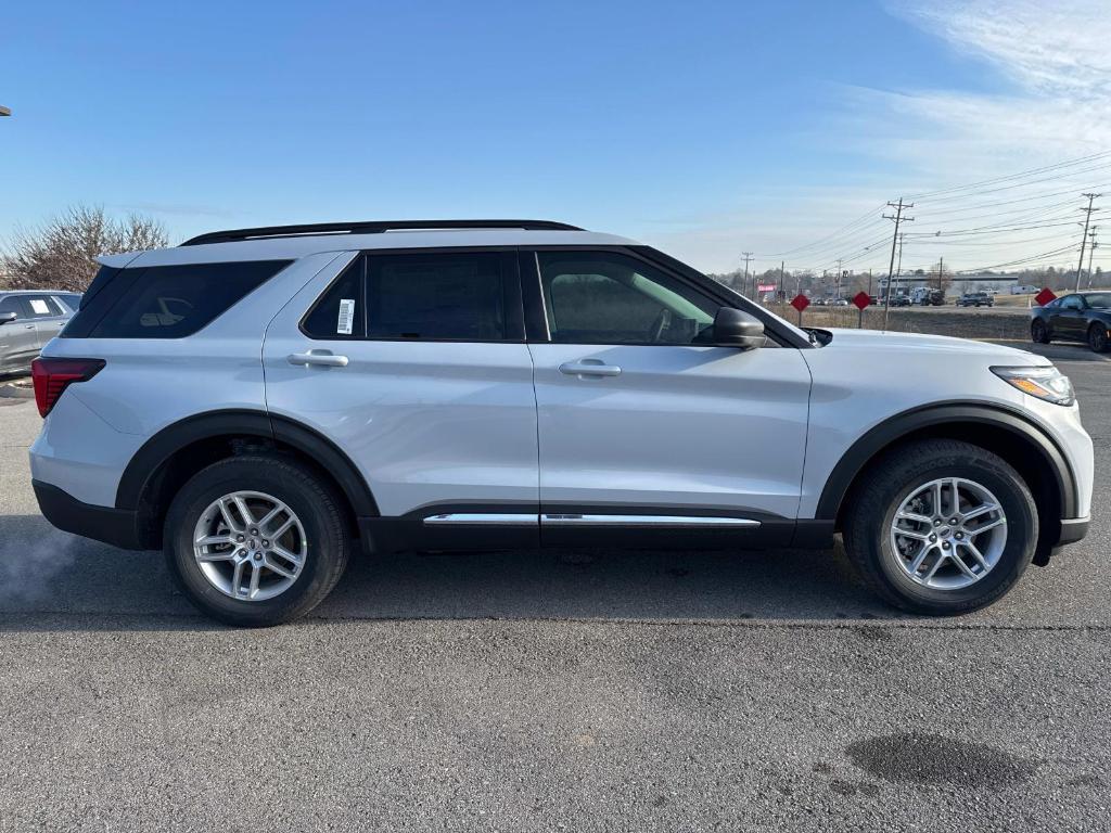 new 2025 Ford Explorer car, priced at $43,450