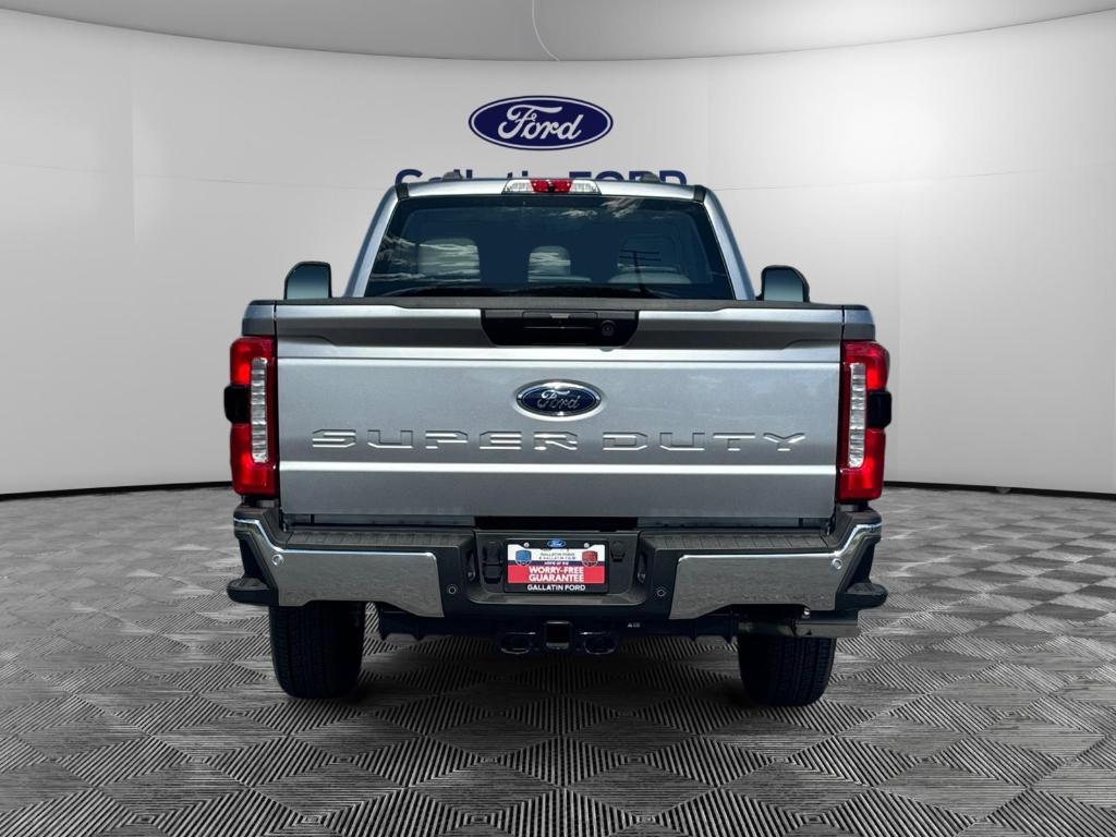 new 2024 Ford F-350 car, priced at $61,910