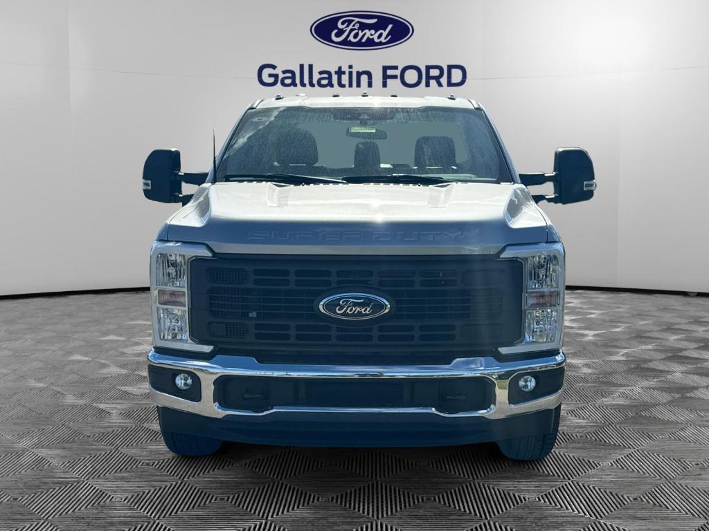 new 2024 Ford F-350 car, priced at $61,910