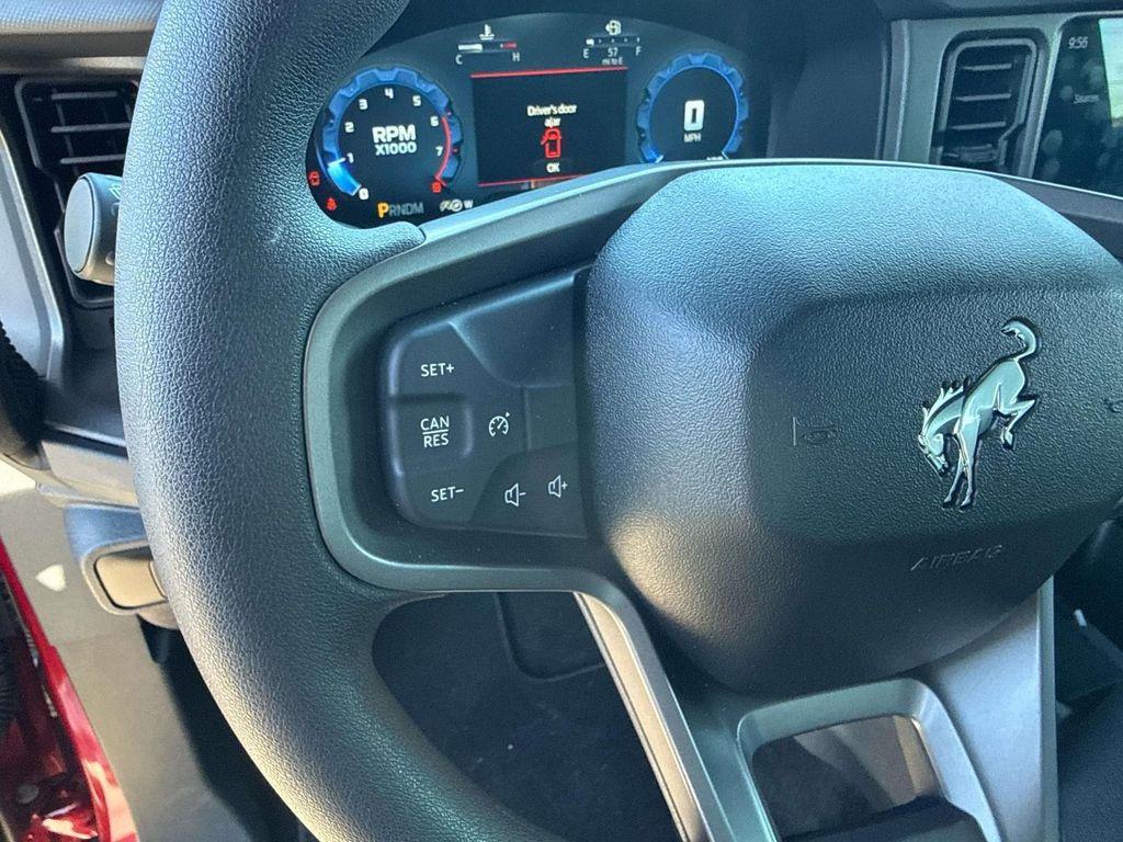 new 2025 Ford Bronco car, priced at $43,588