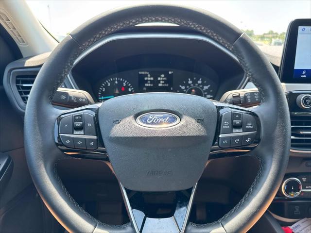 used 2022 Ford Escape car, priced at $26,250