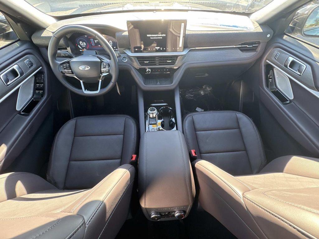 new 2025 Ford Explorer car, priced at $51,122
