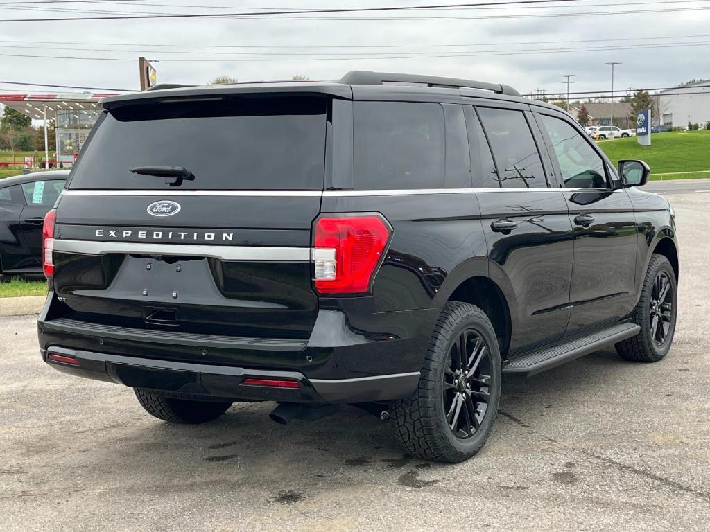 new 2024 Ford Expedition car, priced at $72,250