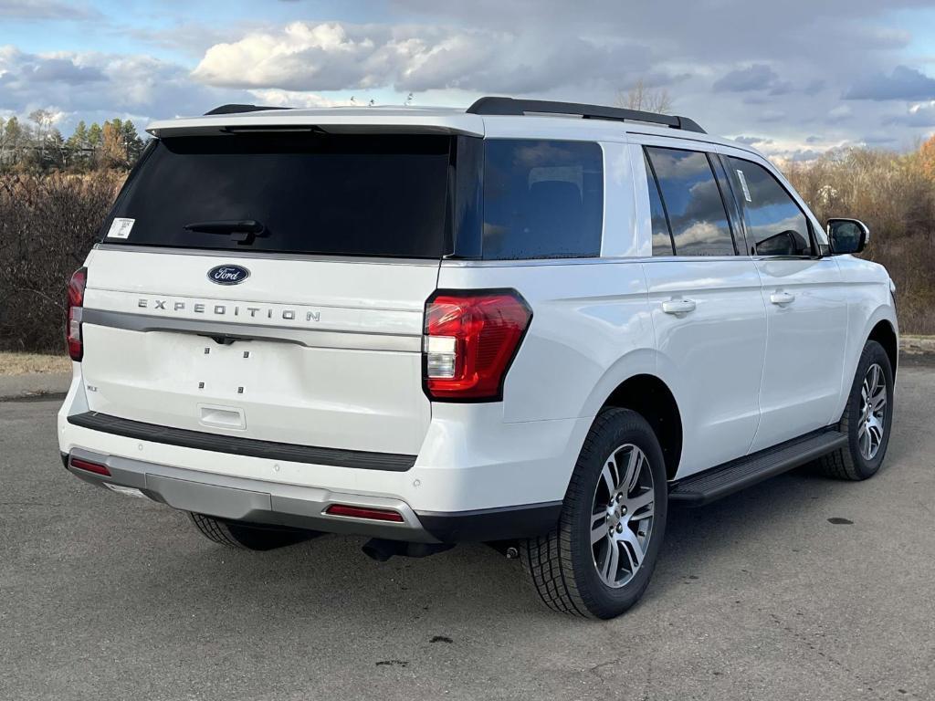 new 2024 Ford Expedition car, priced at $72,620