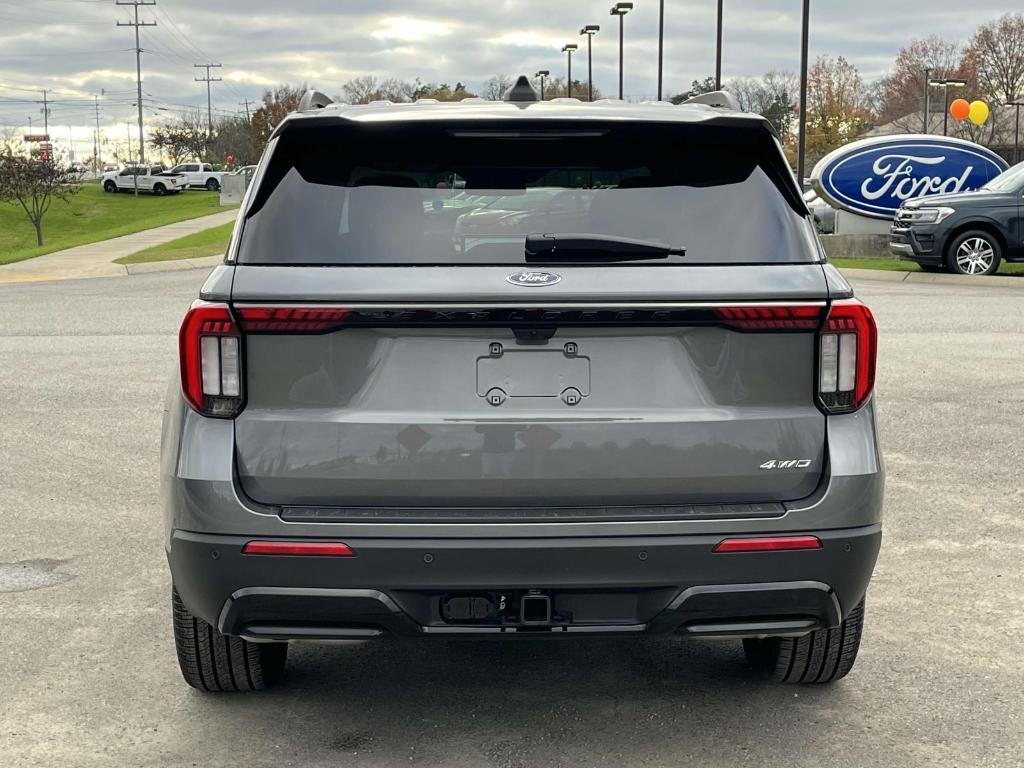 new 2025 Ford Explorer car, priced at $53,540