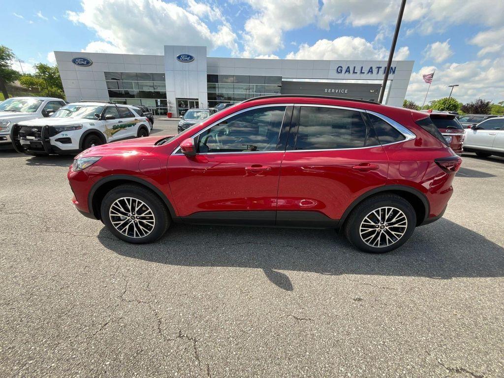 new 2025 Ford Escape PHEV car, priced at $39,638