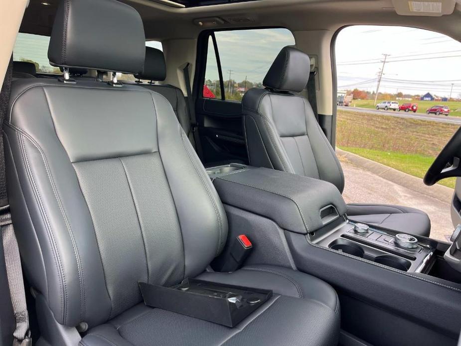 new 2024 Ford Expedition car, priced at $71,615