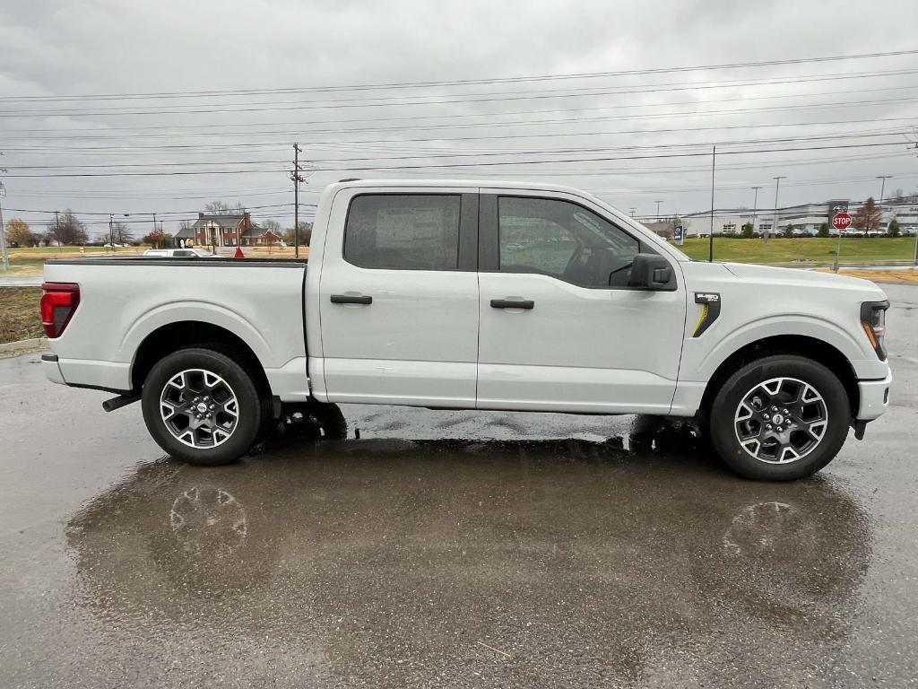 new 2024 Ford F-150 car, priced at $48,430