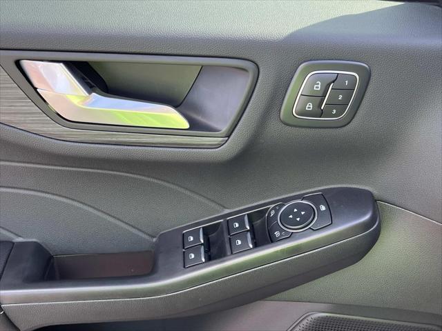 new 2025 Ford Escape PHEV car, priced at $44,510