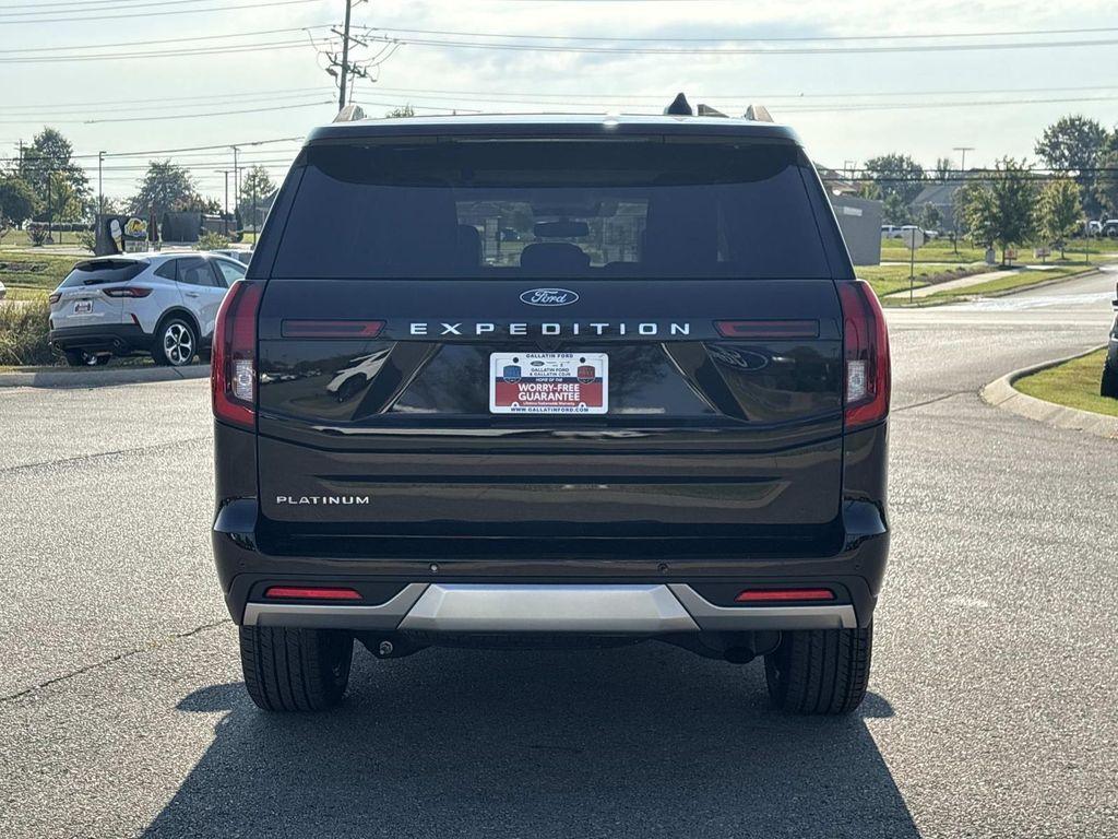 new 2025 Ford Expedition car, priced at $80,450
