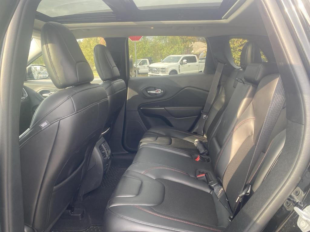 used 2019 Jeep Cherokee car, priced at $23,944