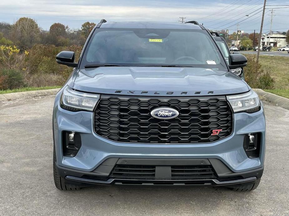 new 2025 Ford Explorer car, priced at $61,755