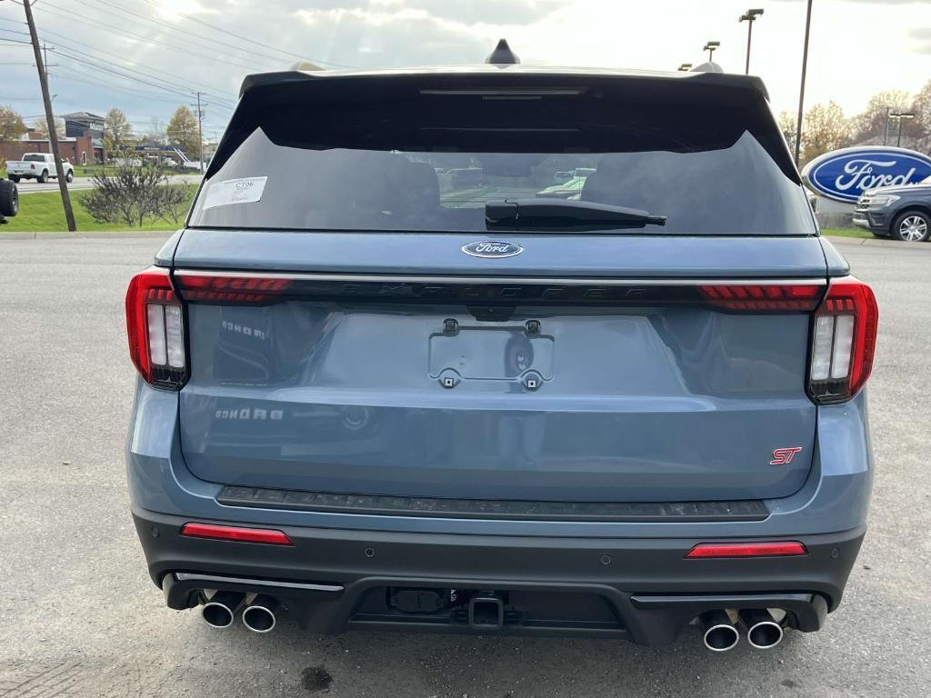 new 2025 Ford Explorer car, priced at $61,755