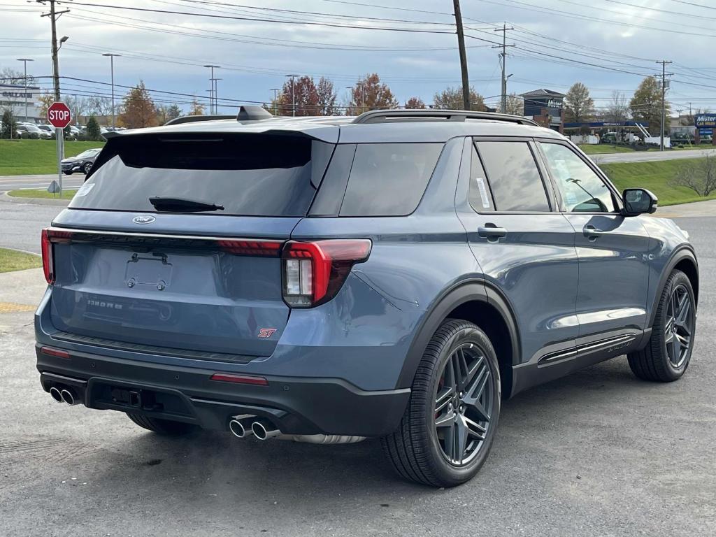 new 2025 Ford Explorer car, priced at $61,755