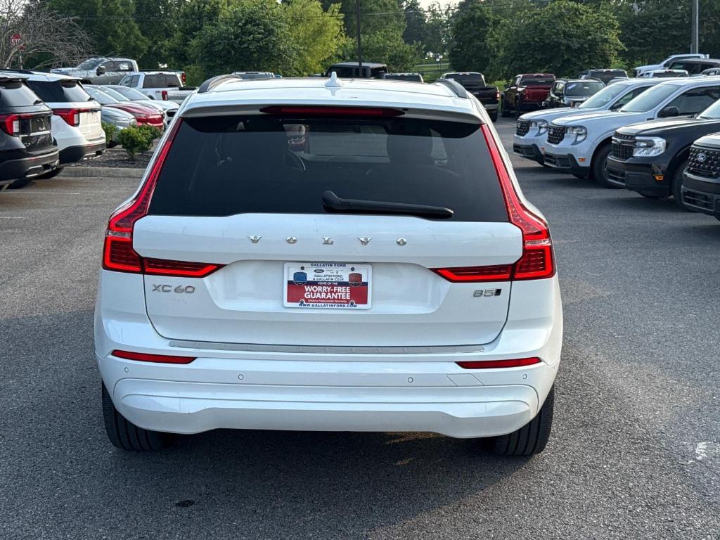 used 2022 Volvo XC60 car, priced at $32,000