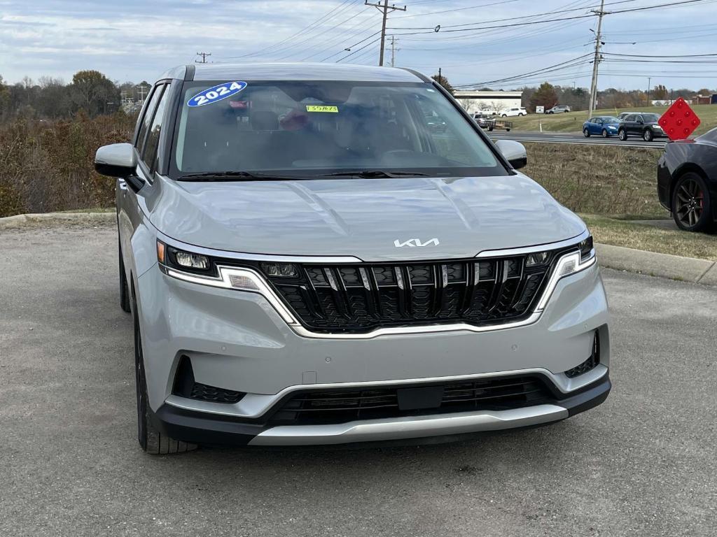 used 2024 Kia Carnival car, priced at $39,802