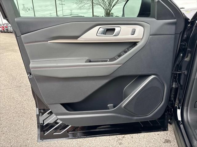 new 2025 Ford Explorer car, priced at $42,199