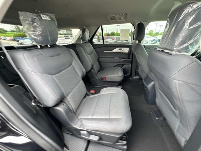 new 2025 Ford Explorer car, priced at $42,199