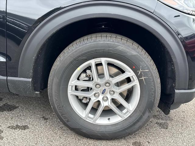 new 2025 Ford Explorer car, priced at $42,199