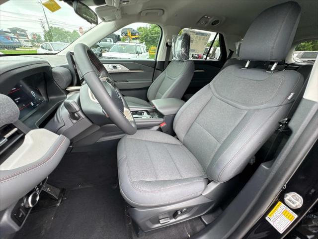 new 2025 Ford Explorer car, priced at $42,199