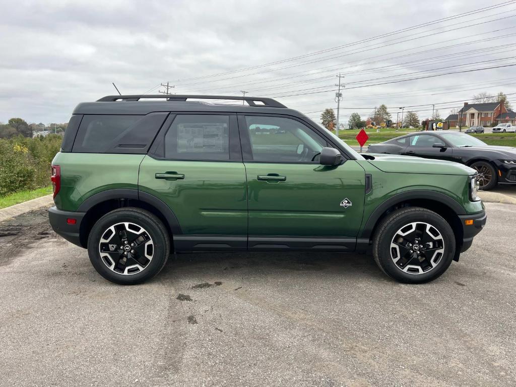 new 2024 Ford Bronco Sport car, priced at $38,215