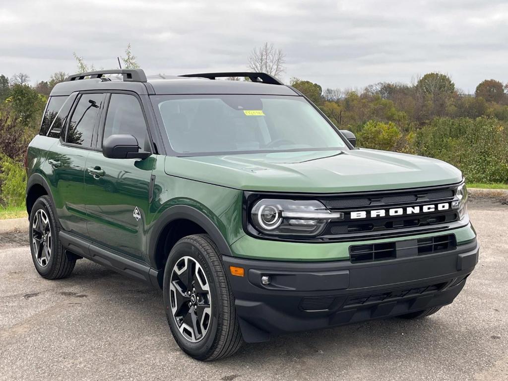 new 2024 Ford Bronco Sport car, priced at $38,215