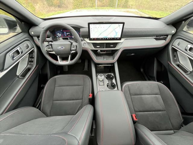 new 2025 Ford Explorer car, priced at $59,316