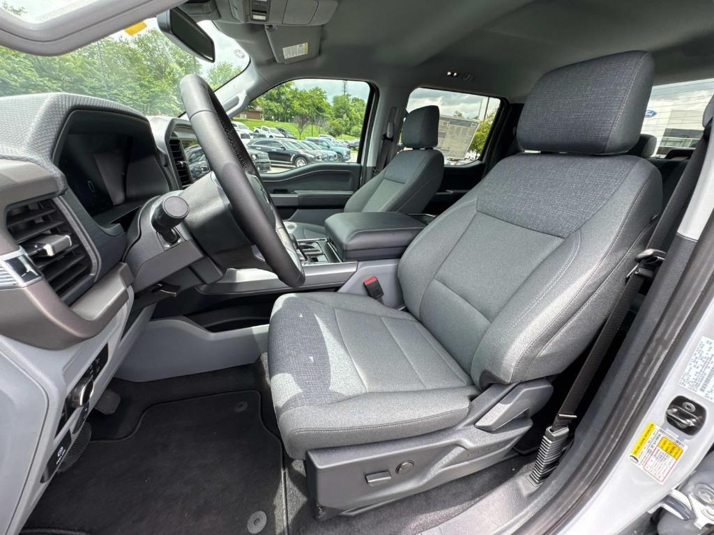 new 2025 Ford F-150 Lightning car, priced at $66,095