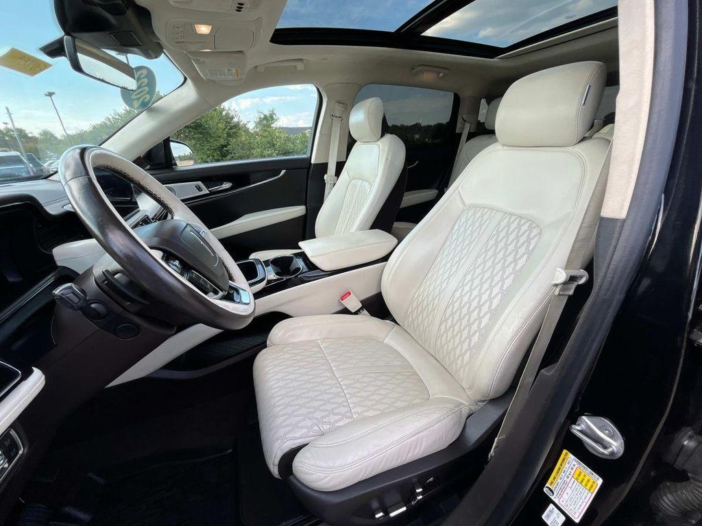 used 2022 Lincoln Nautilus car, priced at $35,944