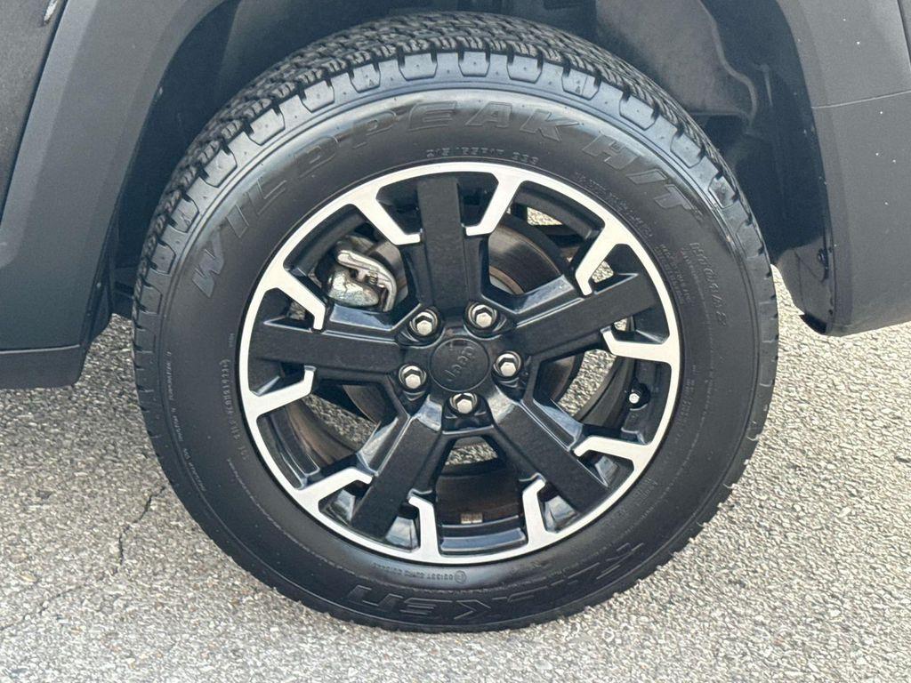 used 2023 Jeep Renegade car, priced at $22,444