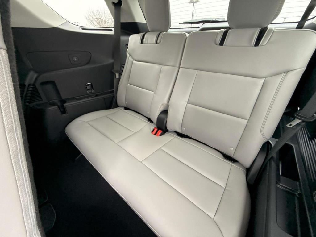 new 2025 Ford Explorer car, priced at $48,700