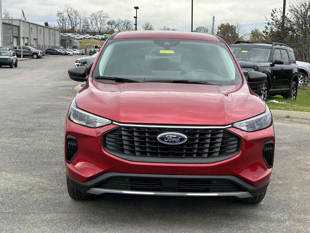 new 2025 Ford Escape car, priced at $31,630