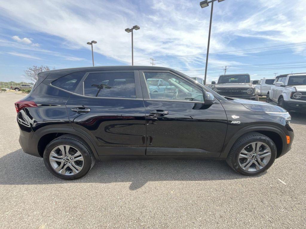 used 2023 Kia Seltos car, priced at $21,444