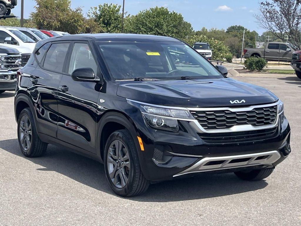 used 2023 Kia Seltos car, priced at $21,444