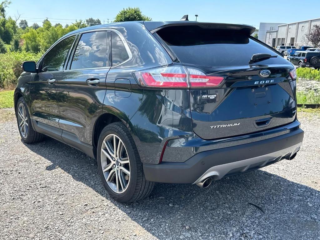 used 2022 Ford Edge car